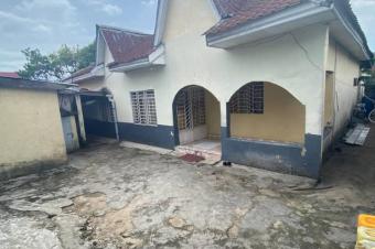 Parcelle  Lemba salongo 200.000